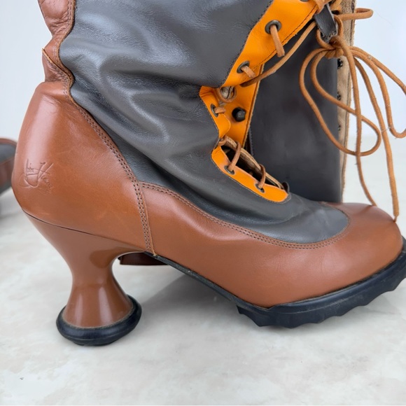 DISCONTINUED RARE COLOURWAY FROM 2011 JOHN FLUEVOG MINI HOTCAKE BOOT 9.5 - Picture 9 of 13